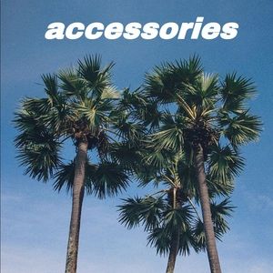 all accessories/extras under this post!